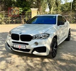 بی ئێم دەبڵیو X6